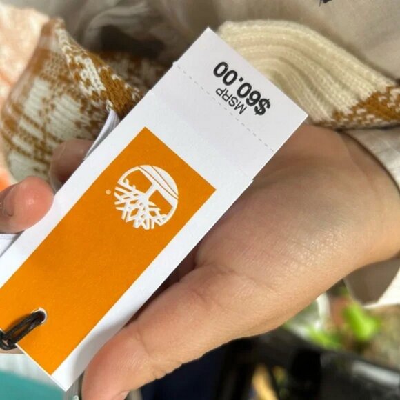 Timberland wheat colored buffalo plaid scarf - Picture 8 of 8